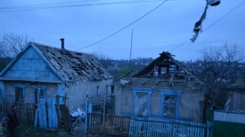 Война на Донбассе: боевики обстреливают мирных жителей