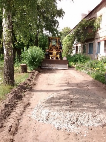 В Новопсковской громаде занялись ремонтом коммунальных дорог (Фото)