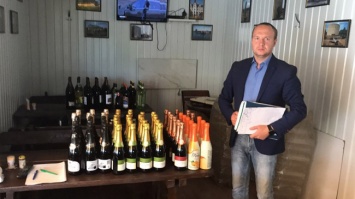 В рамках борьбы с незаконным спиртным муниципальная полиция Днепра обнаружила более 150 литров алкоголя