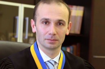 Семья судьи Емельянова финансирует антиукраинские бигборды в ДНР/ЛНР