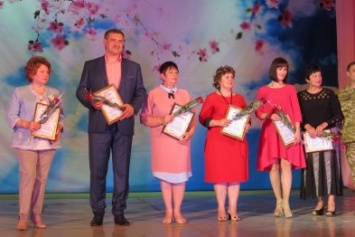 В Покровске поздравили медиков с профессиональным праздником