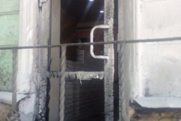 Символично: В Одессе неизвестные подожгли шашлычную