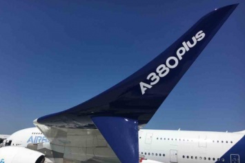 Новый Airbus с кривыми крыльями