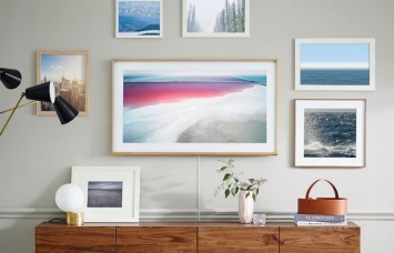 Samsung представила 4К-телевизор Frame TV, похожий на картину в раме