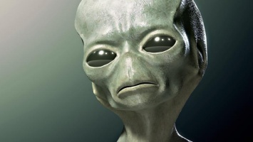 США рассекретили документы об опытах над инопланетянами
