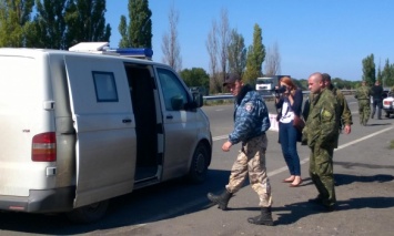 В Донецкой обл. задержали сотрудников милиции по подозрению в контрабанде, - волонтер