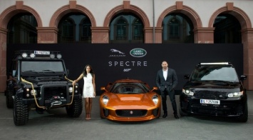 Автомобили из фильма "007: Спектр" показали во Франкфурте