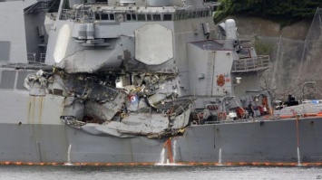 США назвали имена 7 погибших моряков эсминца «Фицджеральд»