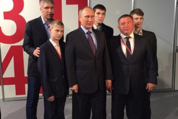 Президент России встретился с красноярским футбольным клубом «Тотем»