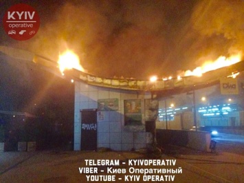 В Киеве произошел пожар на станции скоростного трамвая