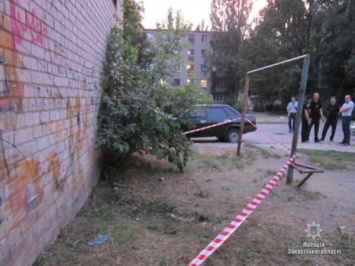 В Запорожье арестовали парня, который разбил голову полицейскому