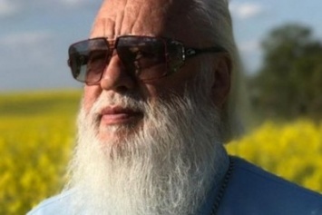 Одесский митрополит Агафангел носит солнцезащитные очки за 500 долларов: фото (ФОТО)