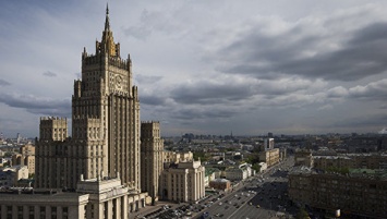 Москва приступила к разработке ответных мер на санкции США, заявили в МИД
