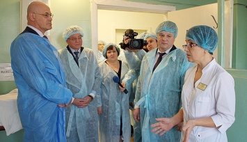 Российский сенатор-медик помогает ДНР реформировать систему педиатрии