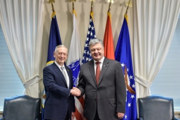 Президент Украины встретился с главой Пентагона: подробности