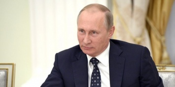 Путин на встрече с учителями назвал воспитание первичным фактором развития человека