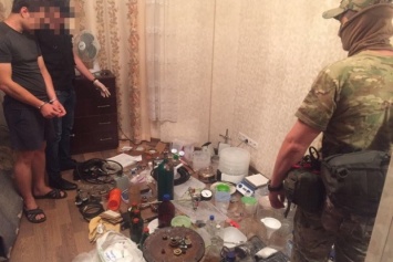 СБУ ликвидировала две мощные нарколаборатории в Одессе и Черкассах