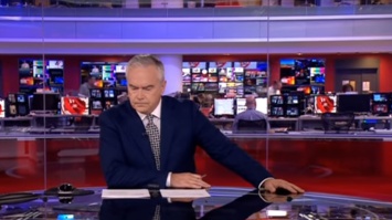 Ведущий программы новостей на BBC оконфузился в прямом эфире (видео)