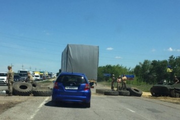 На трассу под Одессой вывели танки и установили блок-посты: приехал министр обороны (ФОТО)