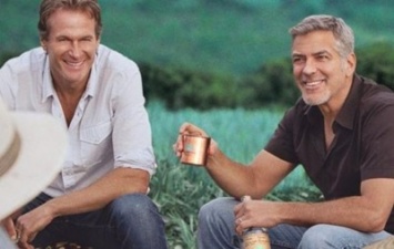 Джордж Клуни продал свой бренд текилы