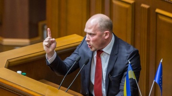 Обыски в "Стране": депутат резко раскритиковал действия силовиков