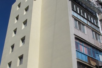 В Мариуполе в качестве эксперимента утеплили многоэтажку на Нахимова (ФОТО)
