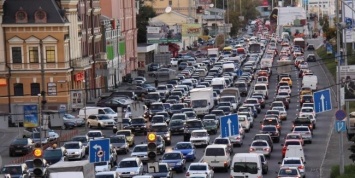 Пробки в Киеве исчезнут благодаря «умным» светофорам и электронным табло