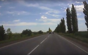 На трассе Херсон-Одесса иномарка стала причиной ДТП. Есть жертвы