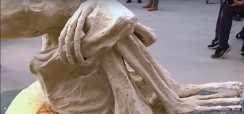 В Перу во время раскопок нашли инопланетную мумию