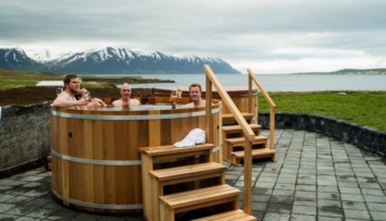 Пена снаружи, пена внутри. Пивные ванны теперь зазывают туристов в Исландии