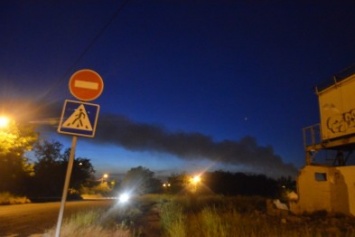 Загадочный дым над Мариуполем, или как "травят" горожан под покровом ночи (ФОТО)