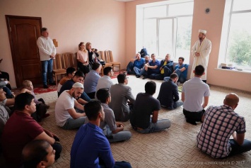 Губернатор Луганщины поздравил мусульман
