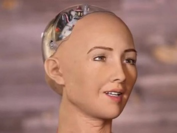 Человекоподобный робот София рассказала о своем идеальном мужчине