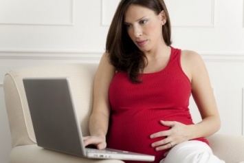 Ученые опровергли миф об опасности компьютеров для беременных женщин