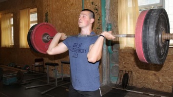 Мастер спорта Украины из Каменского, штангист Дмитрий Воленко: «Моя главная цель - стать участником чемпионата Европы по тяжелой атлетике»