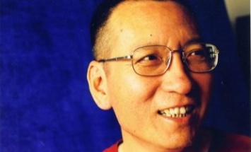 В Китае выпустили из тюрьмы лауреата Нобелевской премии мира