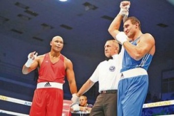 Украинцы выиграли чемпионат Европы по боксу