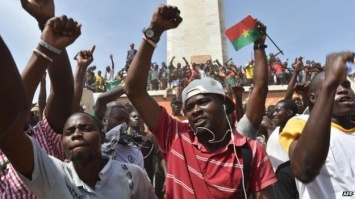 В ходе столкновений в столице Буркина-Фасо погибли 10 человек