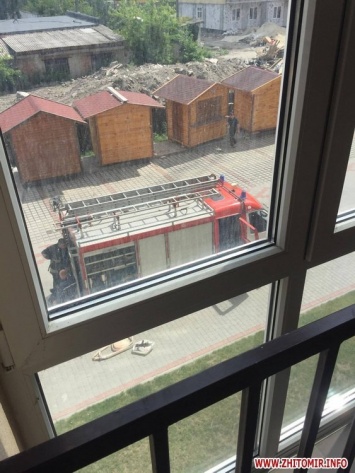 Эвакуация и переполох: в Житомире в приемную скандального нардепа подкинули "взрывчатку"