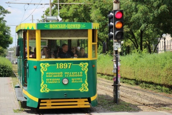 Сегодня День рождения днепровского трамвая - ему уже больше ста лет