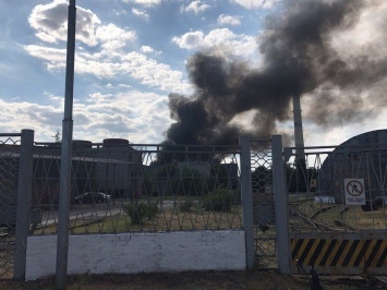 В Днепре возник пожар на металлургическом заводе