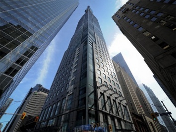Новые собственники решили переименовать "Trump International Hotel & Tower" в Торонто