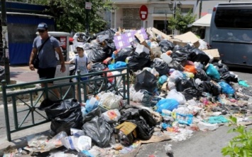 В Греции продолжается мусорный кризис: коммунальщики отвергли предложения правительства