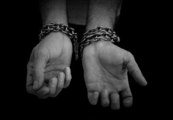 Украина поднялась в рейтинге Госдепа по борьбе с торговлей людьми