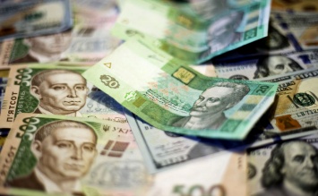 Госдолг Украины приблизился к 2 триллионам гривен