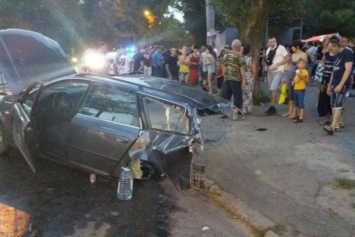Жуткое ДТП в Одессе: автомобиль разорвало на части