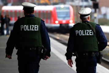 Берлинских полицейских отстранили от охраны саммита G20 за пьяную оргию