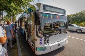 В Днепре продлили маршрут троллейбуса №10 и планируют освободить проспект Яворницкого от маршруток