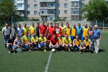 В Николаевской облгосадминистрации, оказывается, хорошо играют в футбол