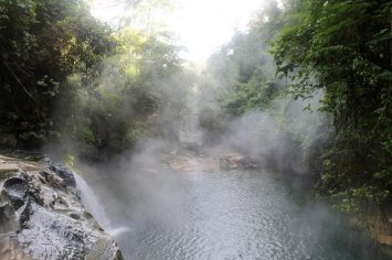 В перуанской Амазонии ученые обнаружили загадочную кипящую реку (ФОТО)